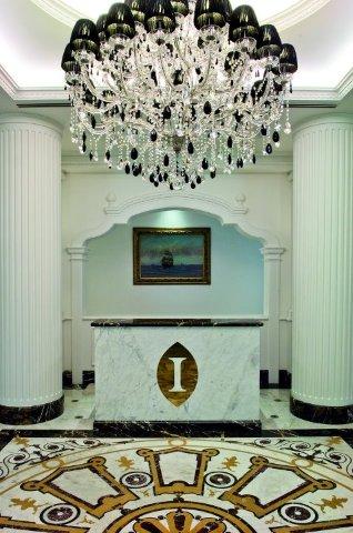 Carrara Marble Flooring Tiles