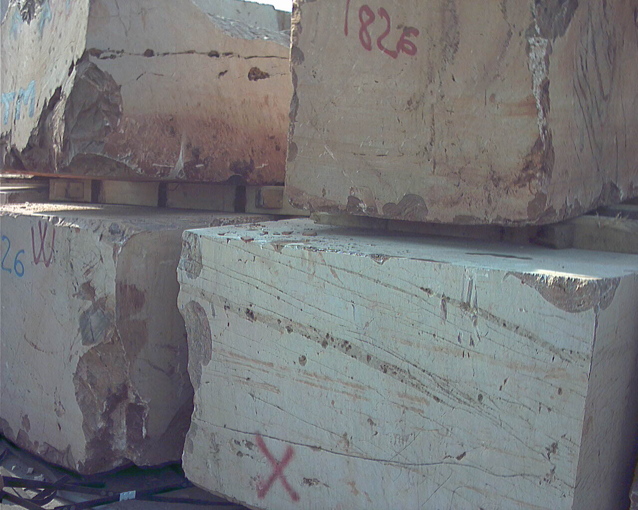 Bespoke Carrara Marble Installations