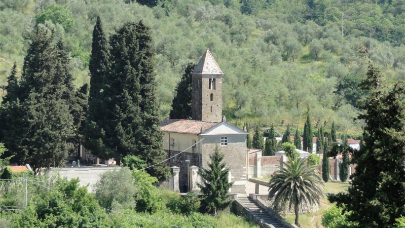 Bespoke Carrara Marble Installations