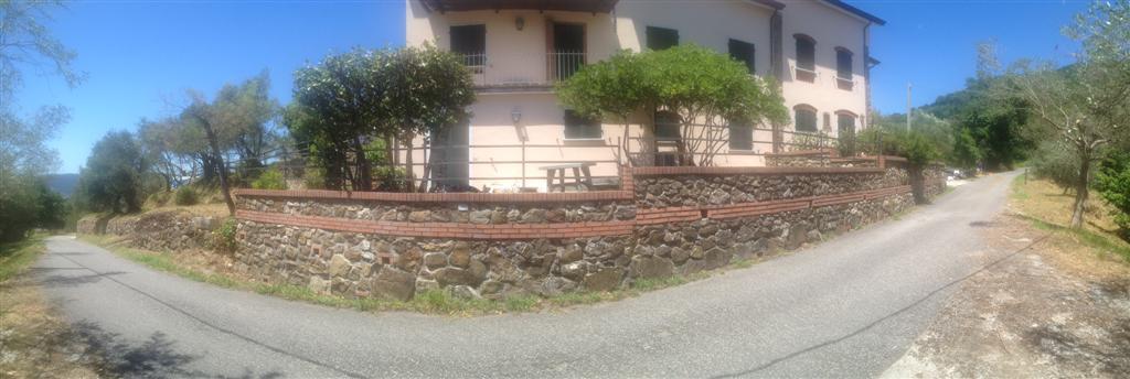 Bespoke Carrara Marble Installations