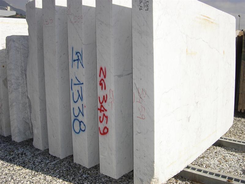 Bespoke Carrara Marble Installations