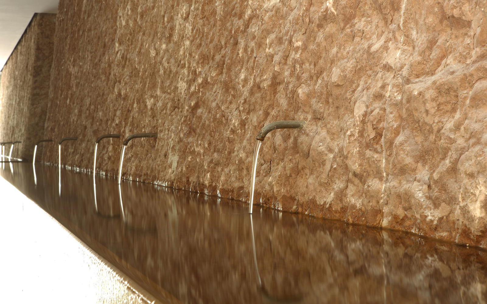 Bespoke Carrara Marble Installations