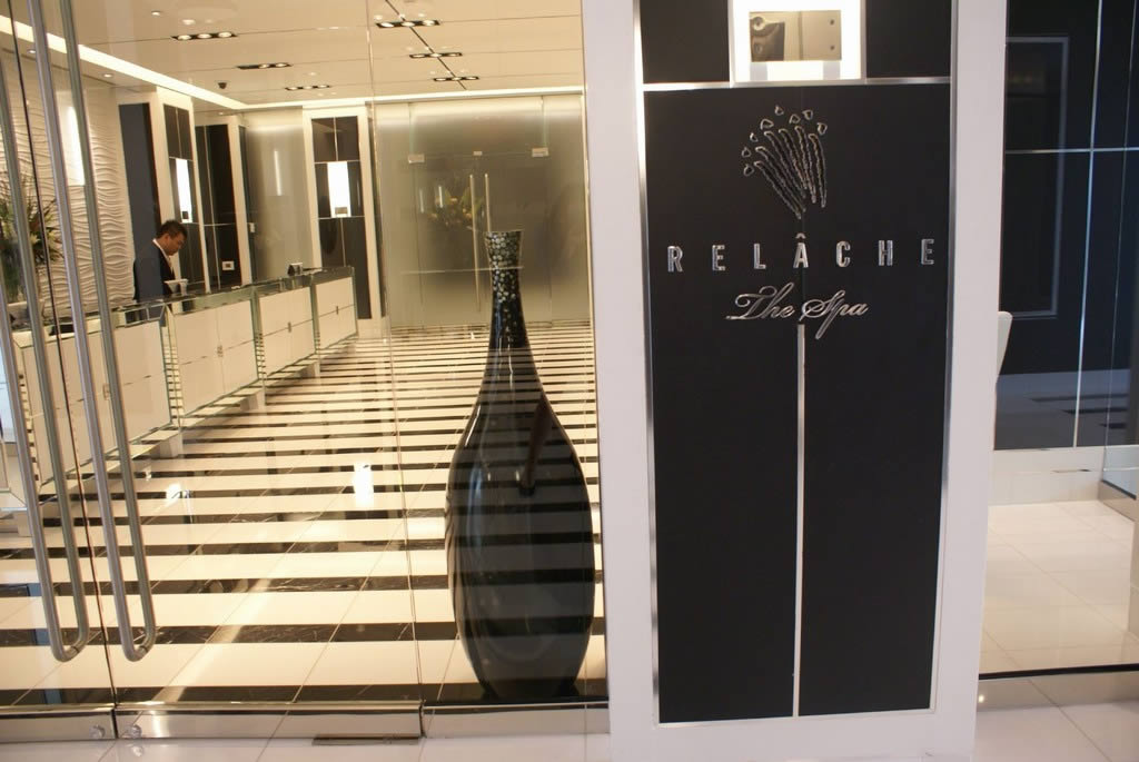 Bespoke Carrara Marble Installations