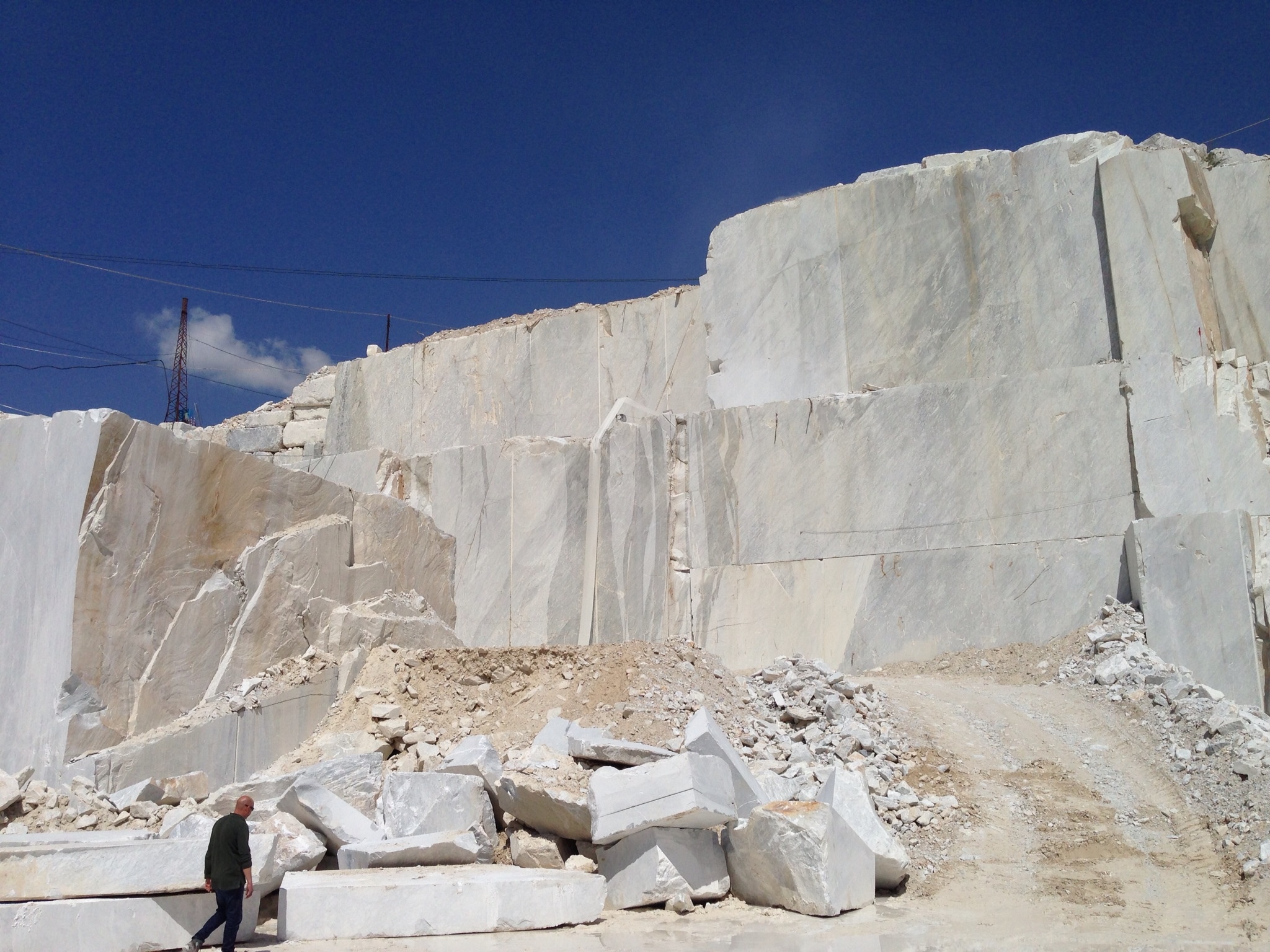 Bespoke Carrara Marble Installations