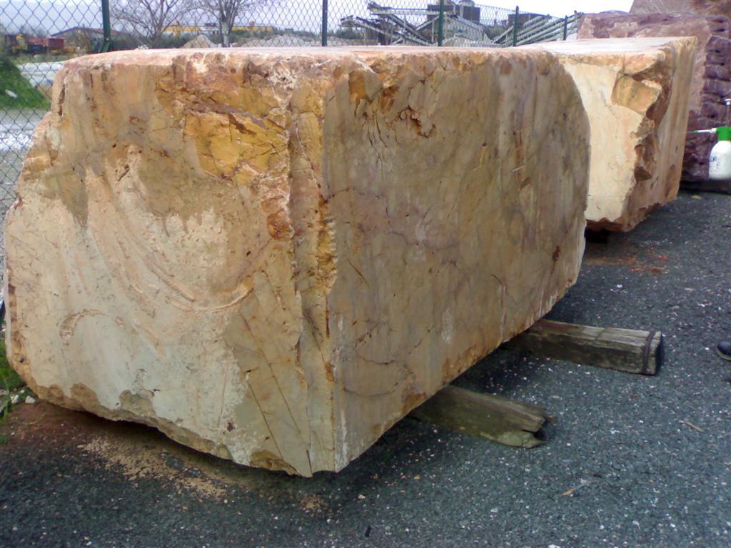 Bespoke Carrara Marble Installations