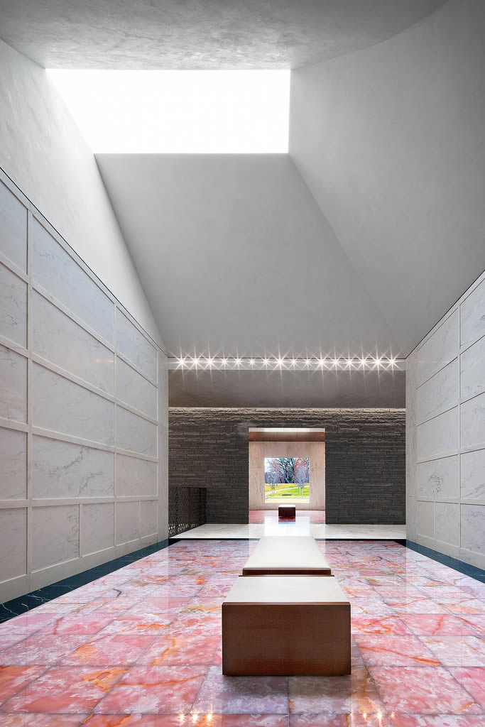 Bespoke Carrara Marble Installations