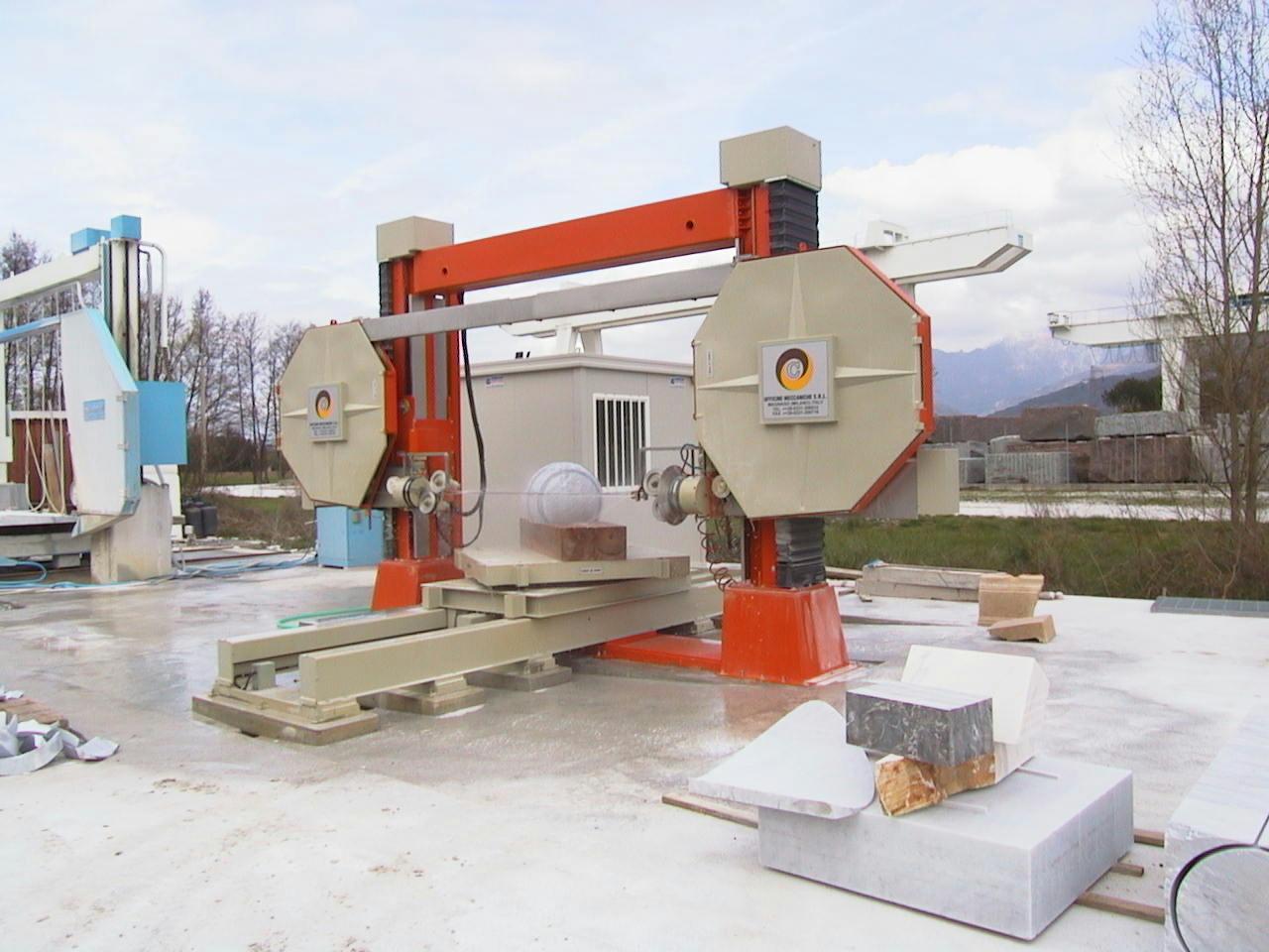 Bespoke Carrara Marble Installations