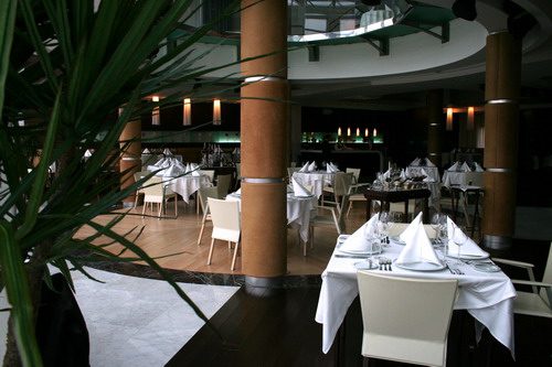 Bespoke Carrara Marble Installations