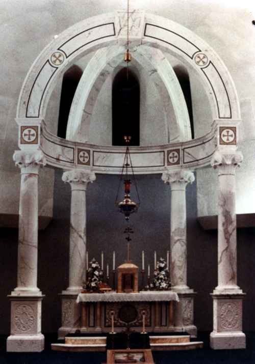 Bespoke Carrara Marble Installations