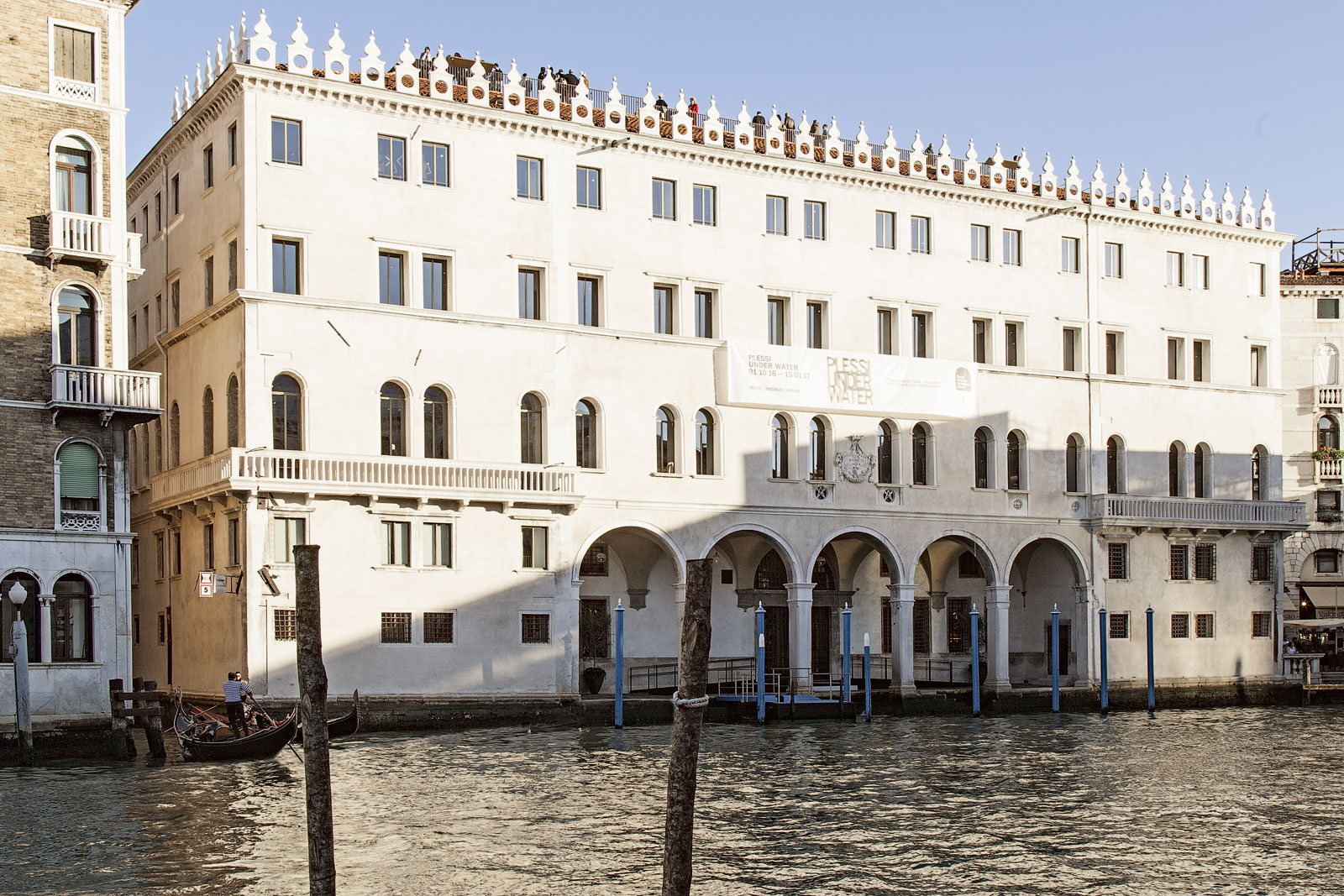 Bespoke Carrara Marble Installations