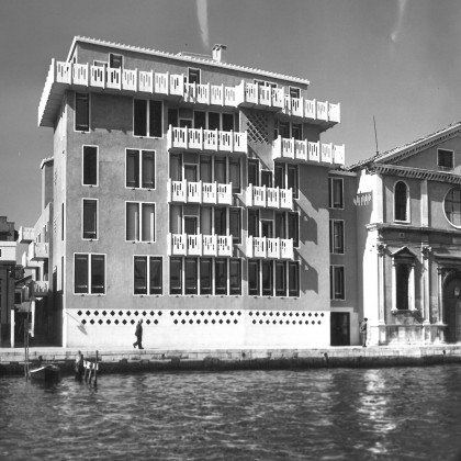 Bespoke Carrara Marble Installations