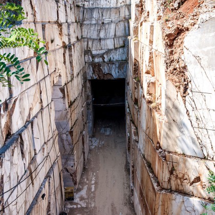 Bespoke Carrara Marble Installations