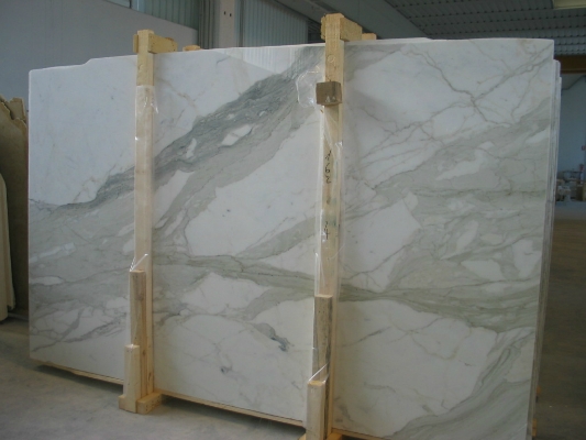 Bespoke Carrara Marble Installations
