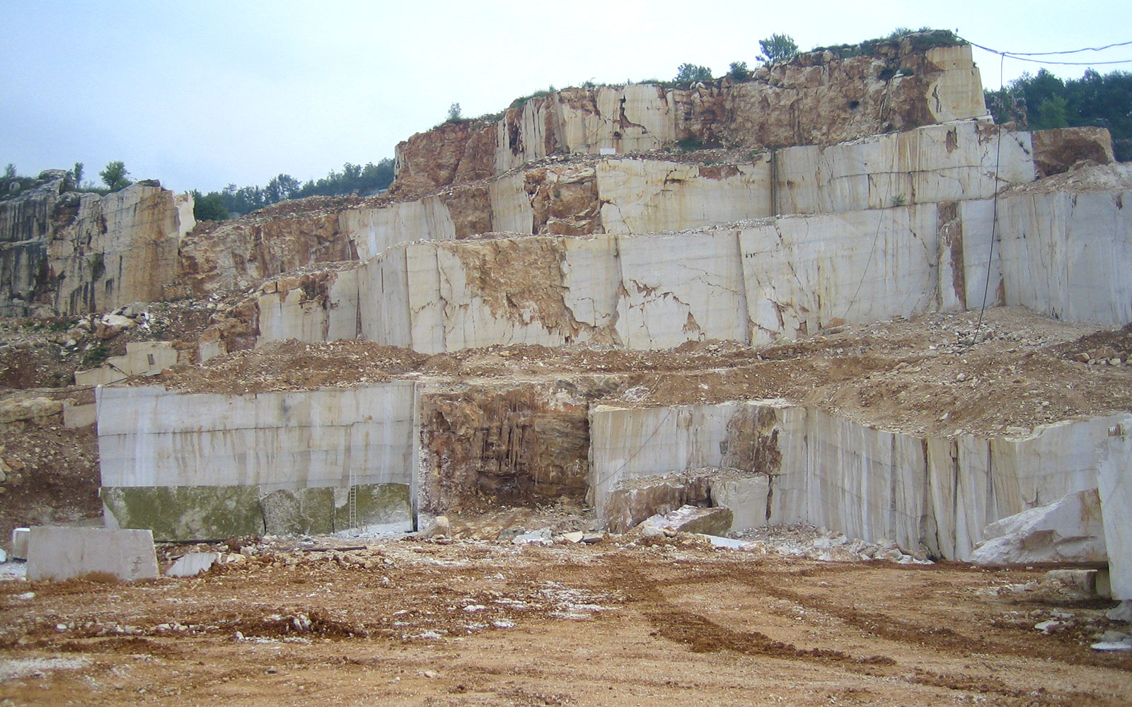 Bespoke Carrara Marble Installations