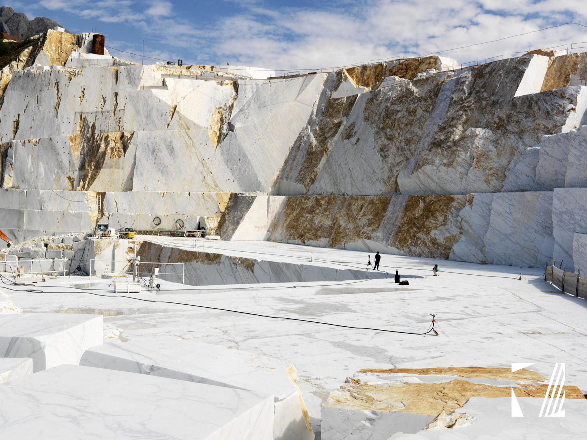 Bespoke Carrara Marble Installations