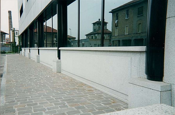 Bespoke Carrara Marble Installations