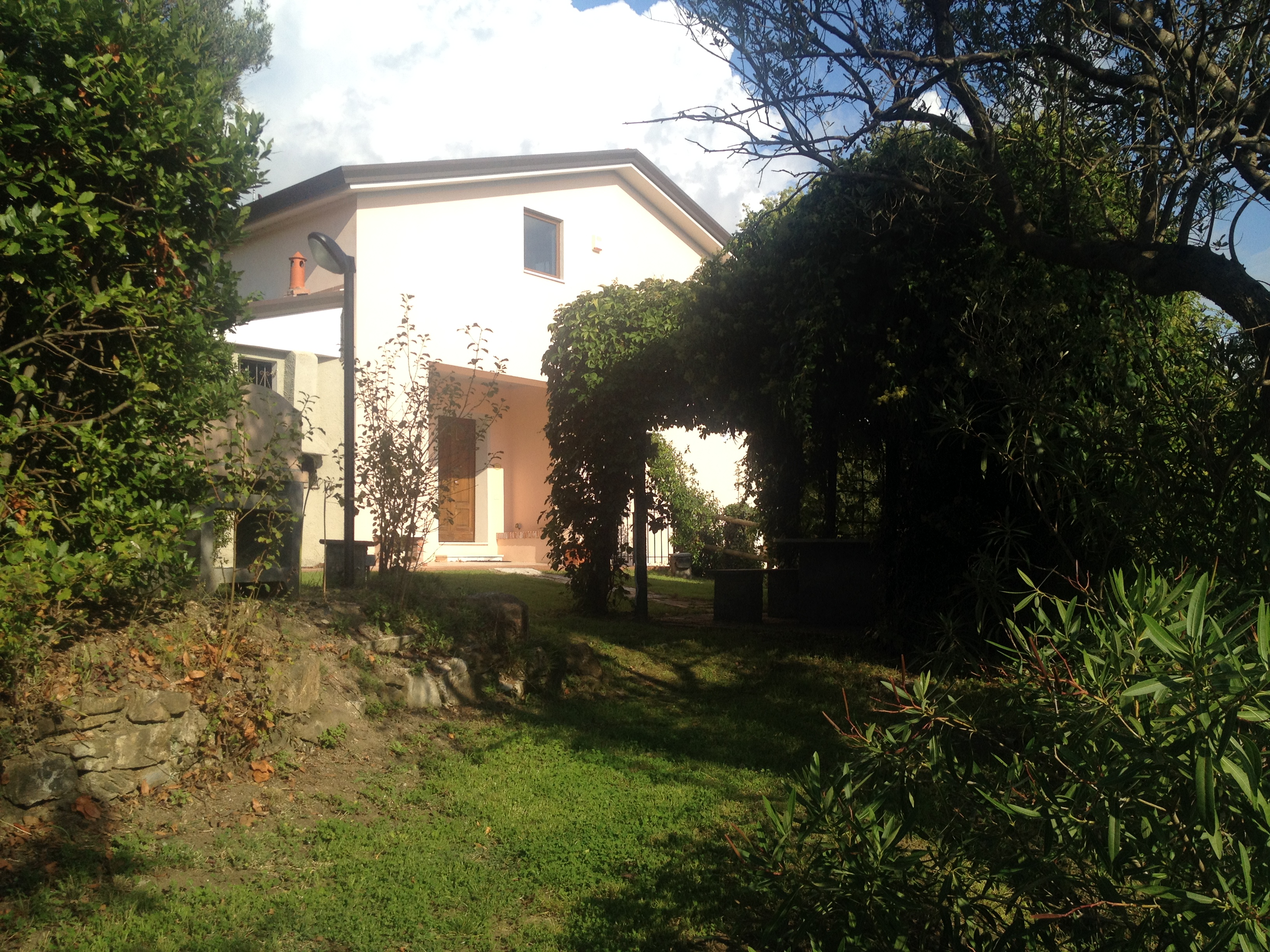 Bespoke Carrara Marble Installations