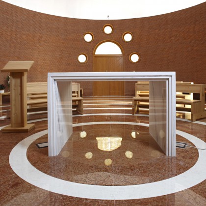 Bespoke Carrara Marble Installations