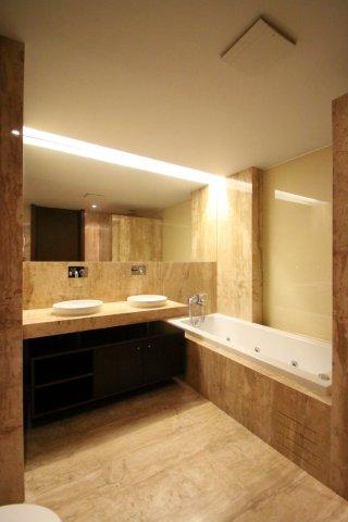 Bespoke Carrara Marble Installations