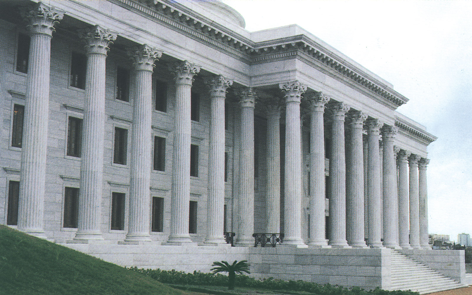 Bespoke Carrara Marble Installations