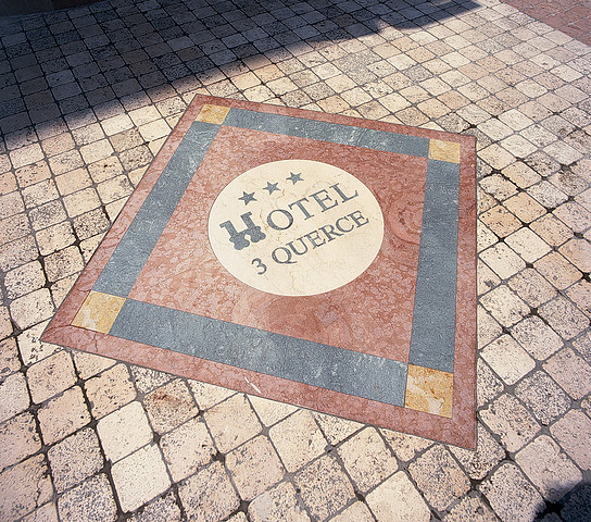 Bespoke Carrara Marble Installations