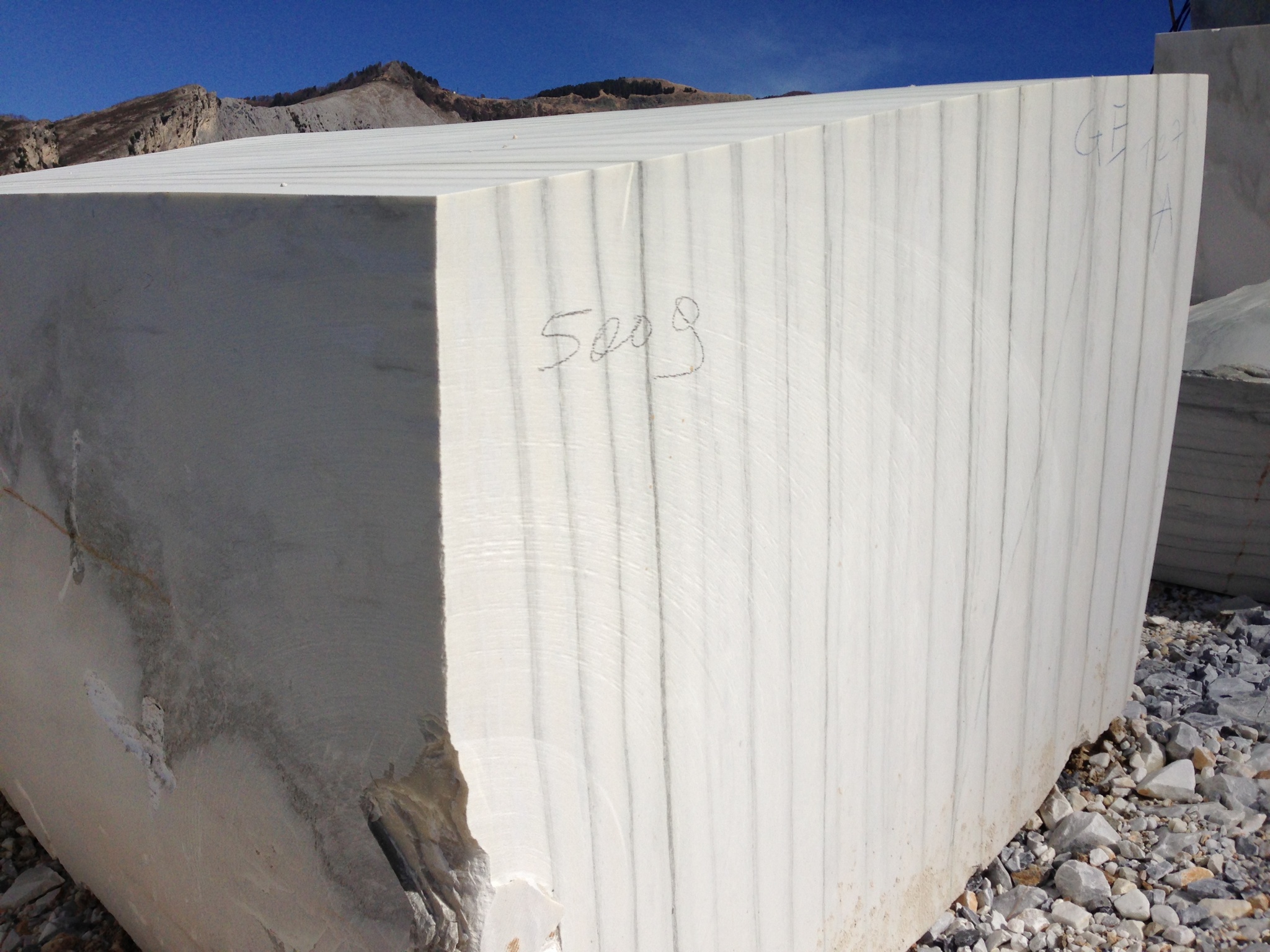 Bespoke Carrara Marble Installations