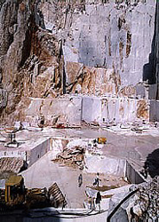 Bespoke Carrara Marble Installations