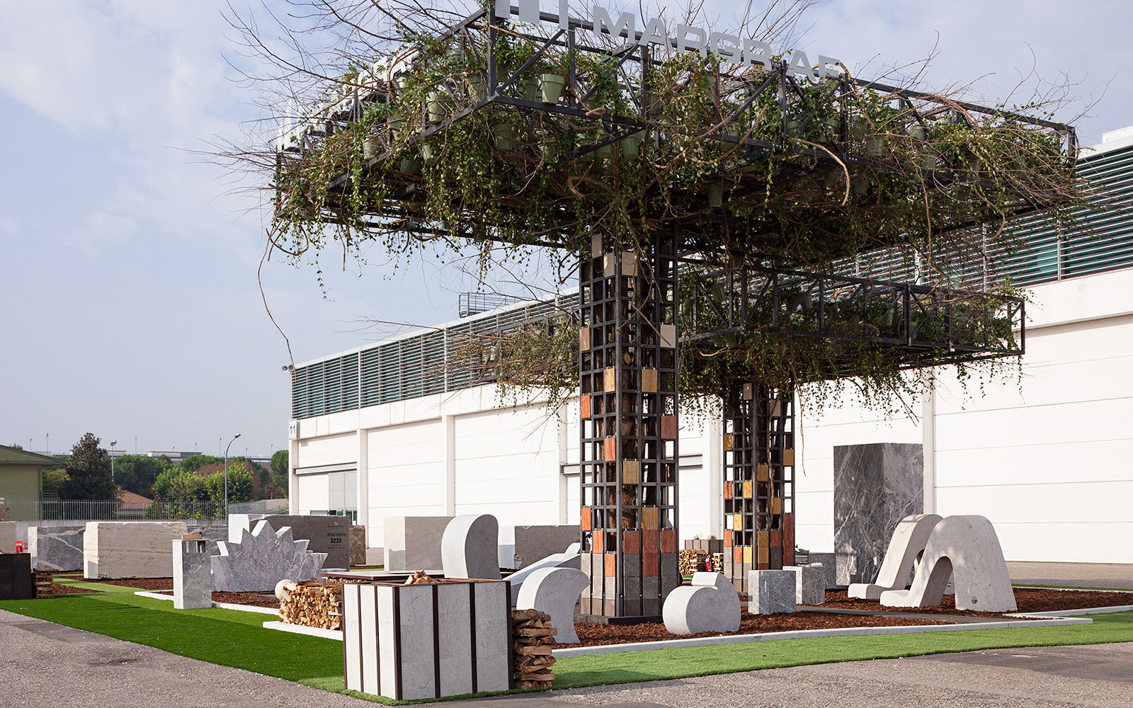 Bespoke Carrara Marble Installations