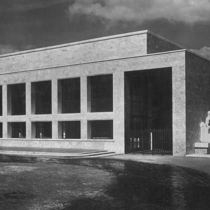 Bespoke Carrara Marble Installations