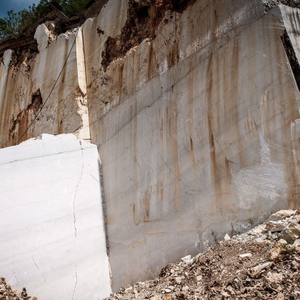 Bespoke Carrara Marble Installations