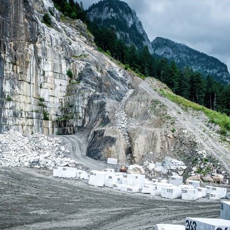 Bespoke Carrara Marble Installations