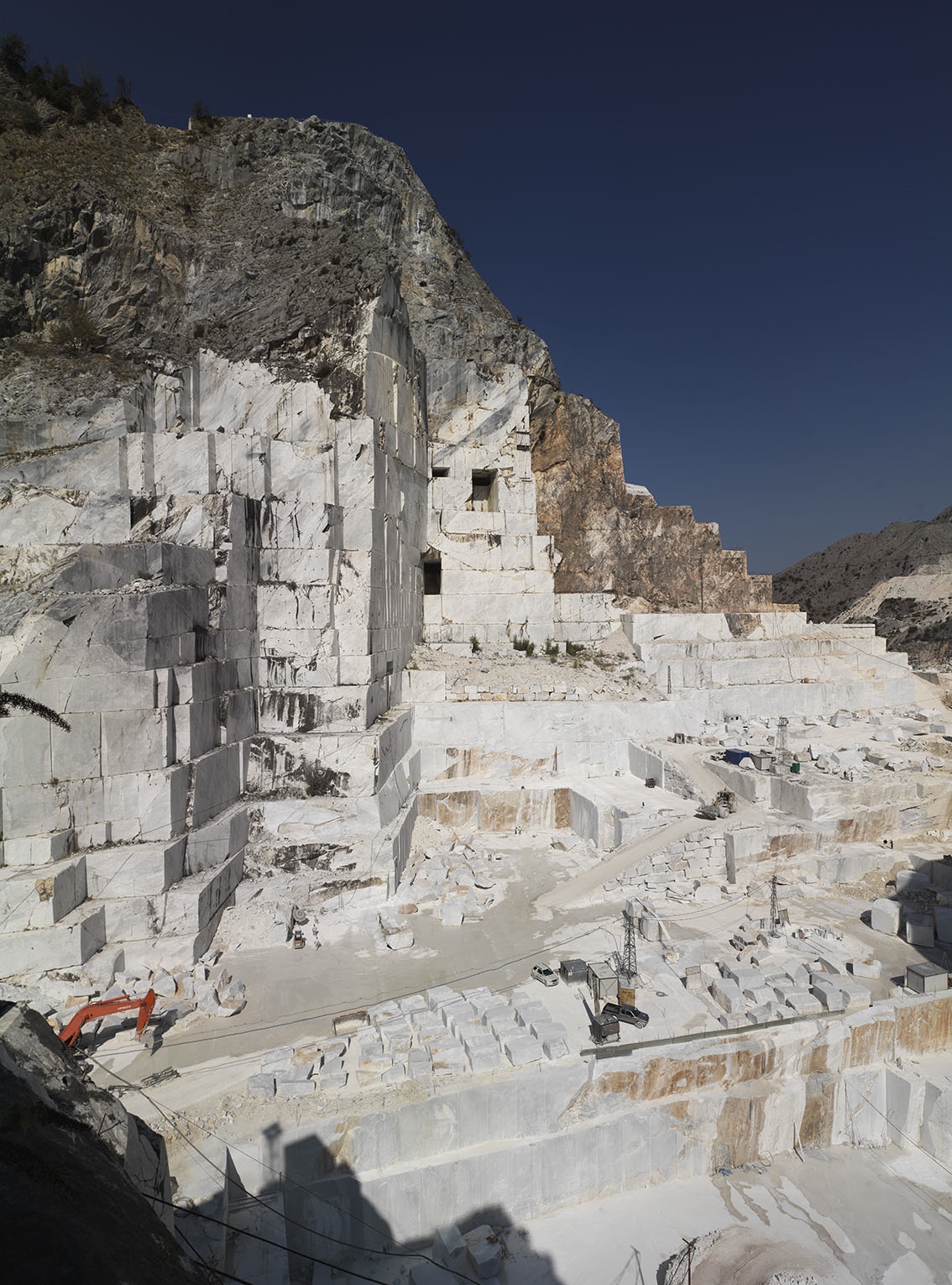 Bespoke Carrara Marble Installations