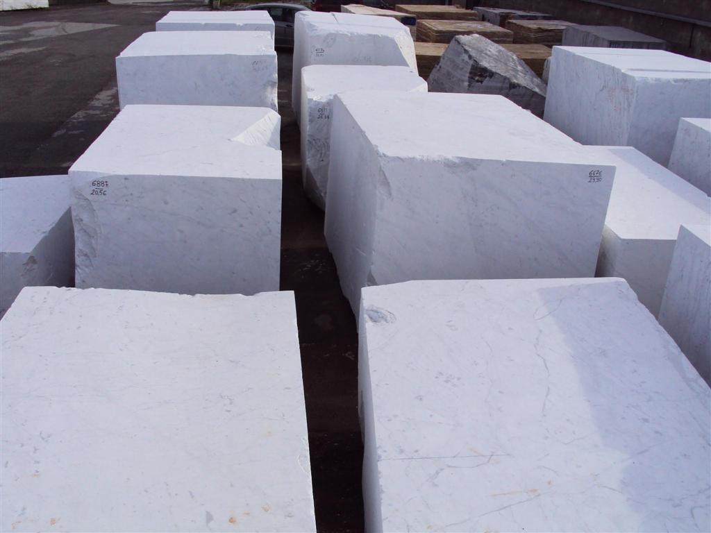 Bespoke Carrara Marble Installations