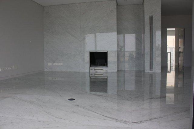 Bespoke Carrara Marble Installations