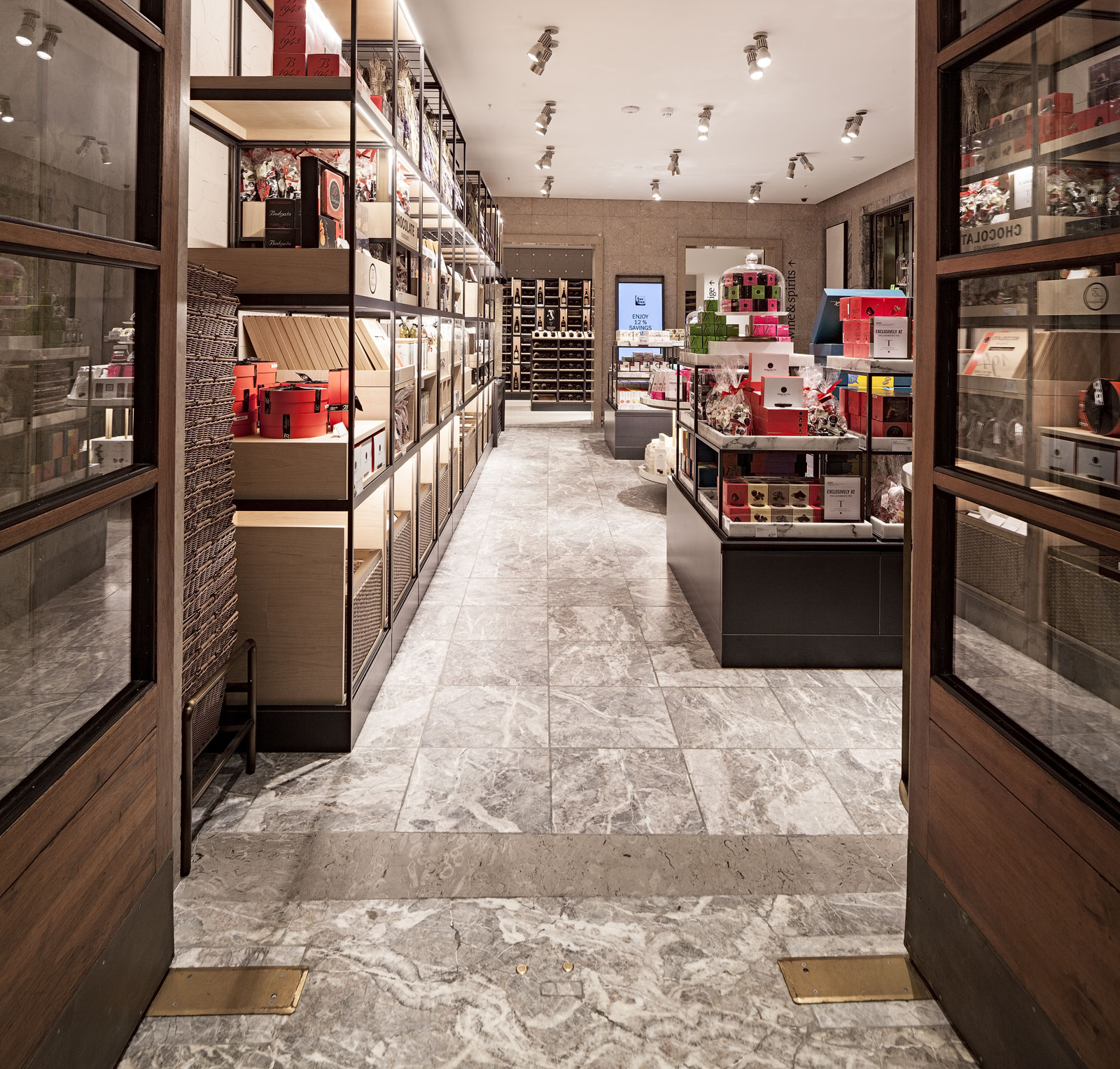 Bespoke Carrara Marble Installations