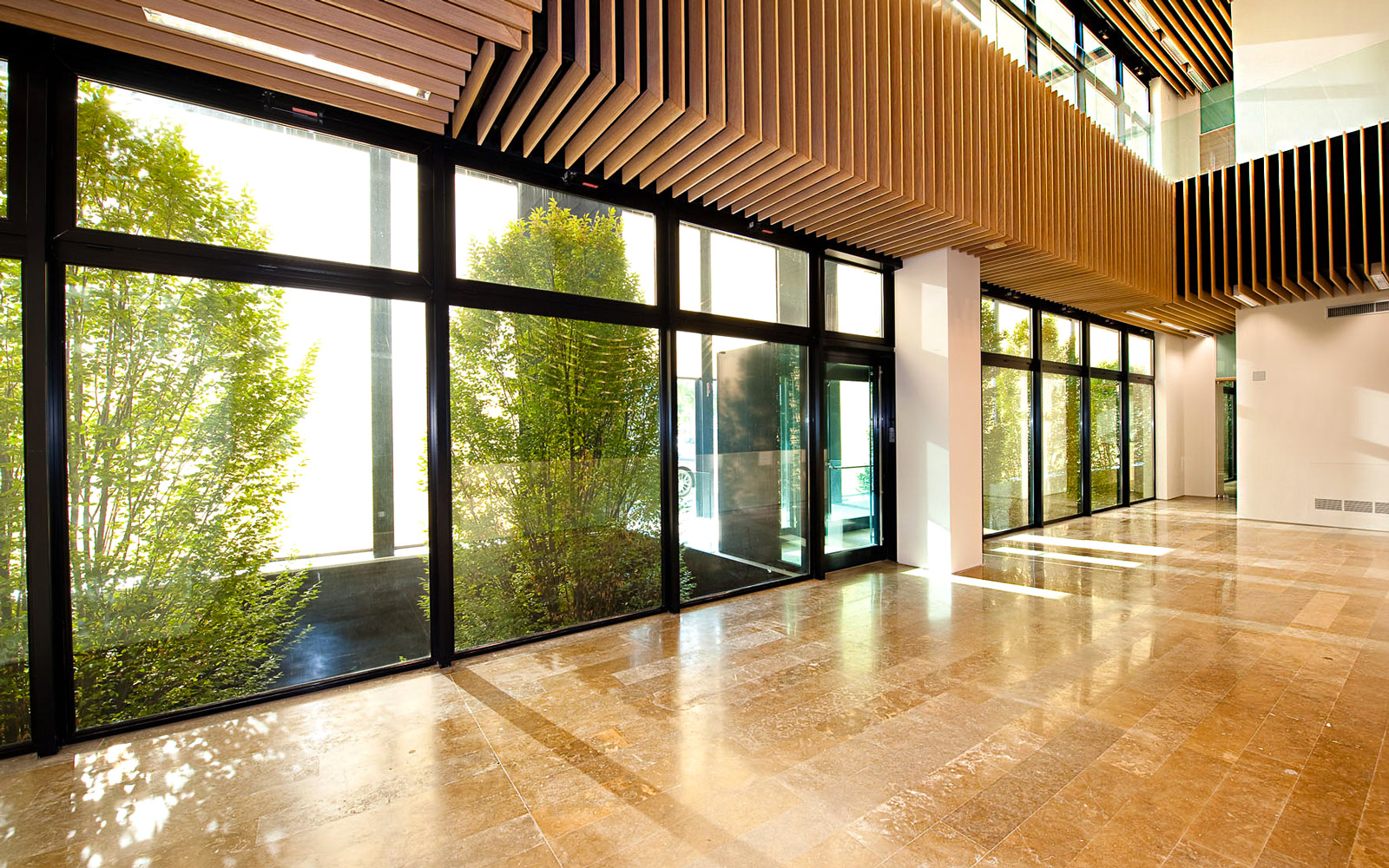 Bespoke Carrara Marble Installations