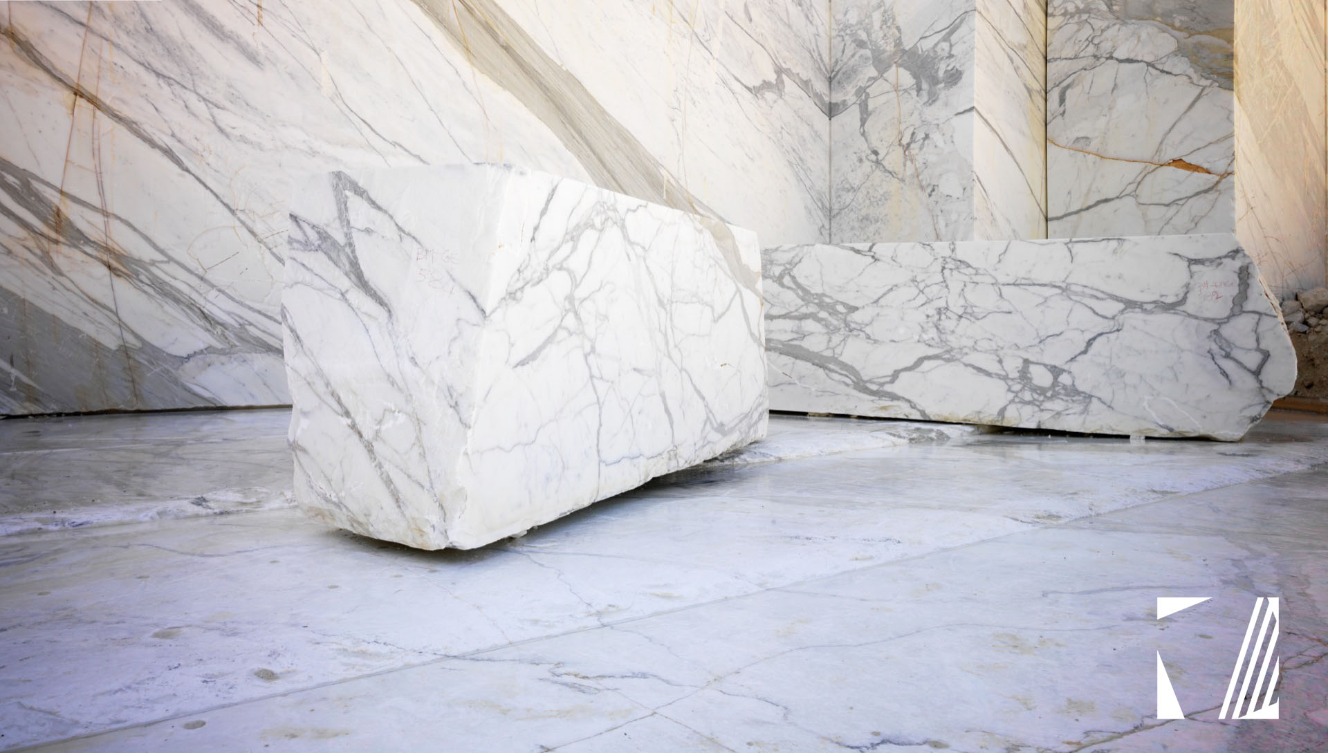 Bespoke Carrara Marble Installations
