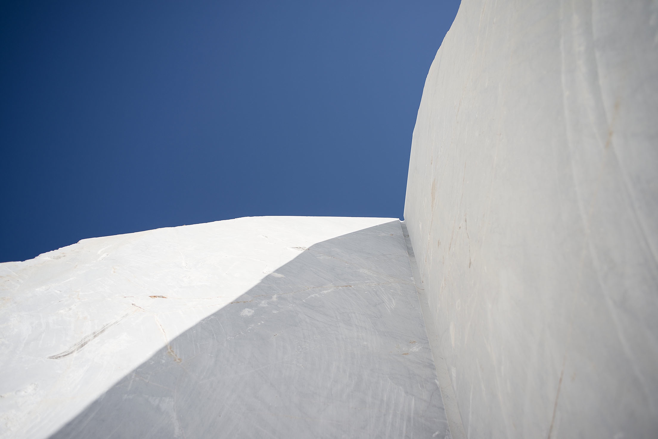 Bespoke Carrara Marble Installations