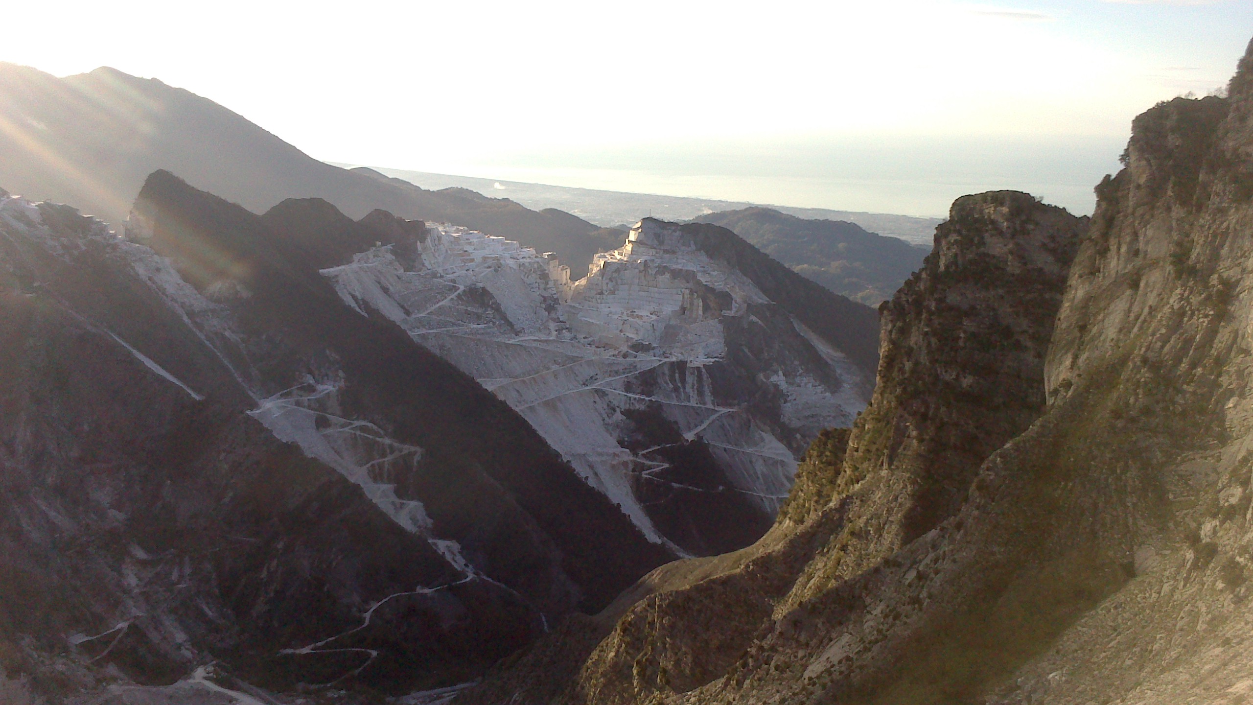 Bespoke Carrara Marble Installations