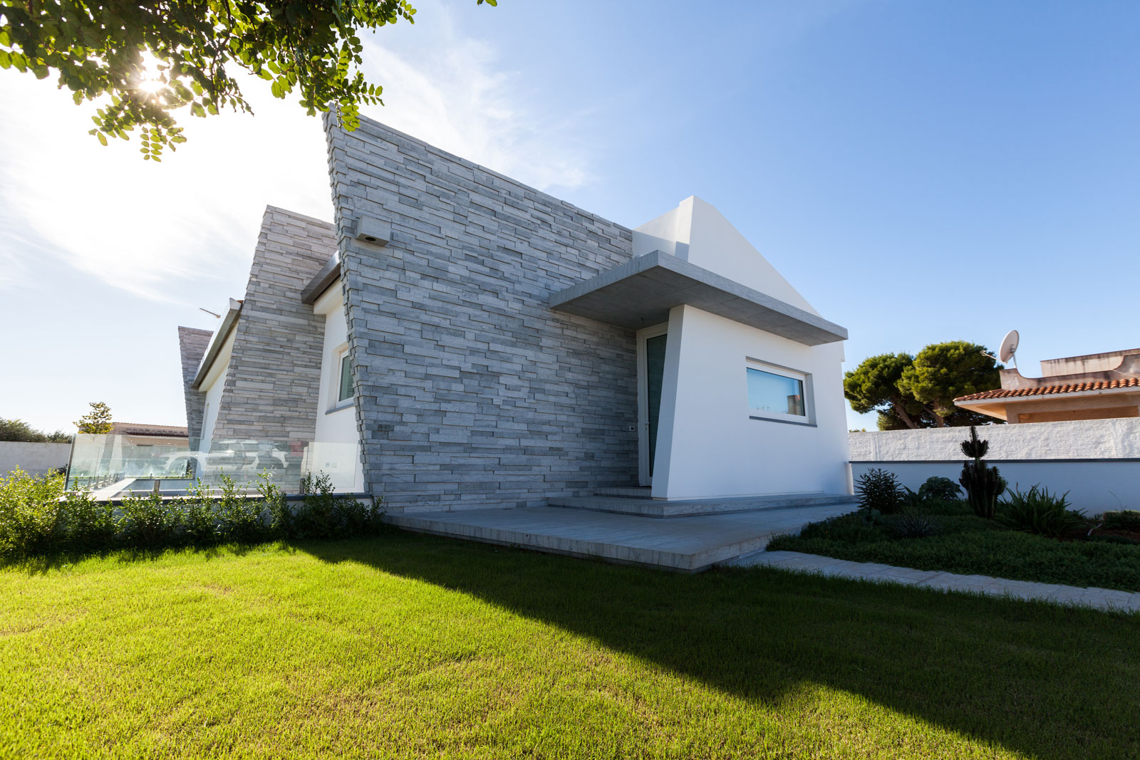 Bespoke Carrara Marble Installations