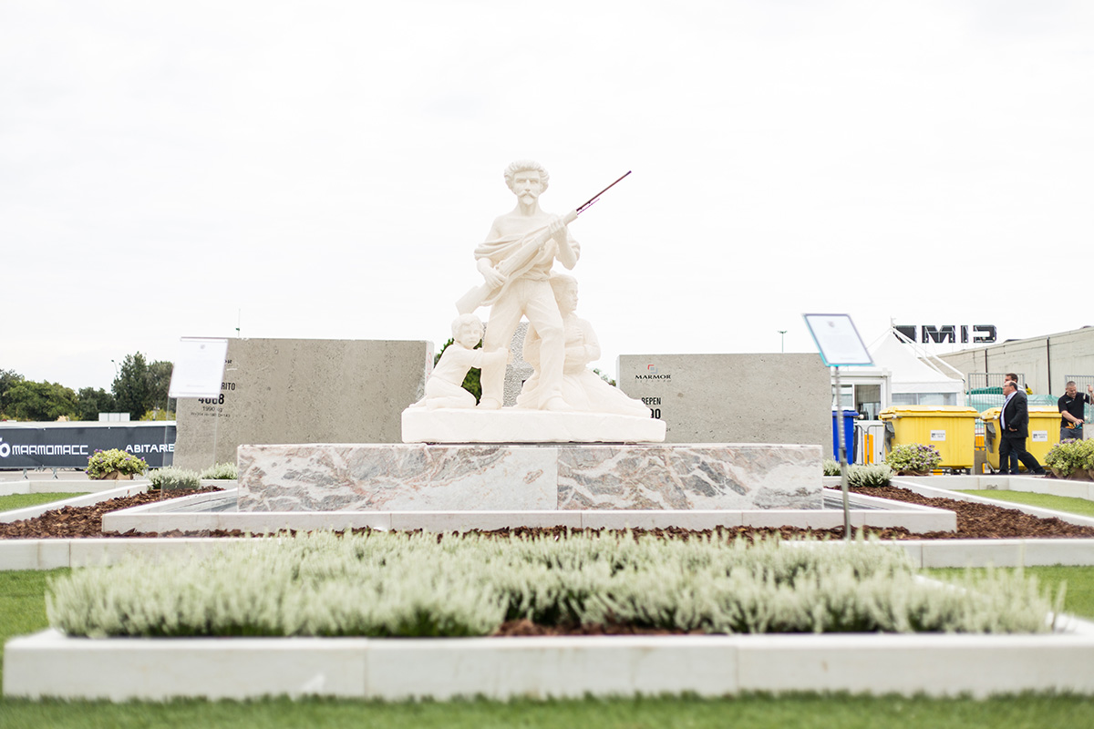 Bespoke Carrara Marble Installations