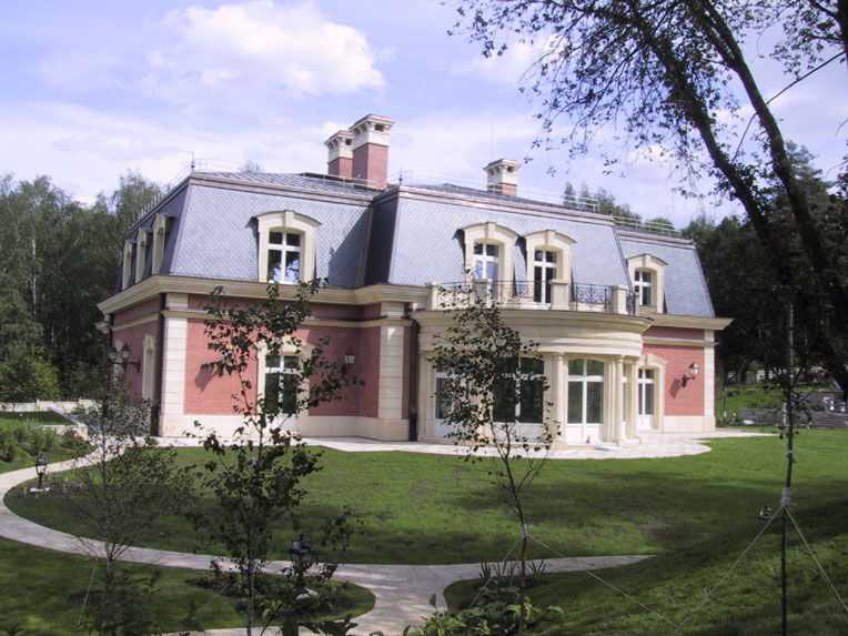 Bespoke Carrara Marble Installations