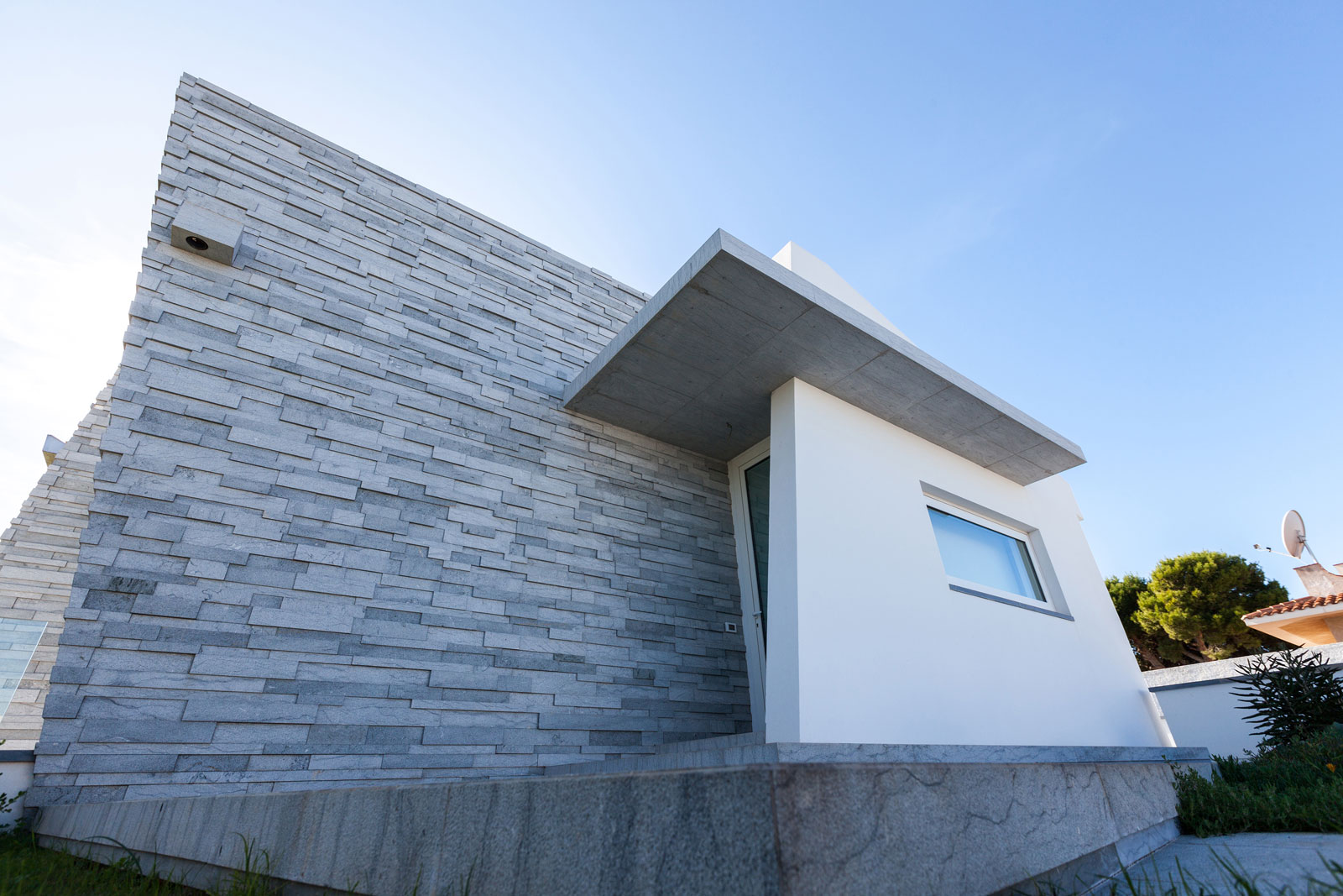 Bespoke Carrara Marble Installations