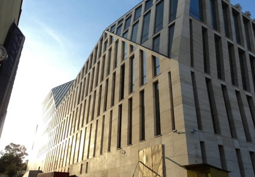 Bespoke Carrara Marble Installations