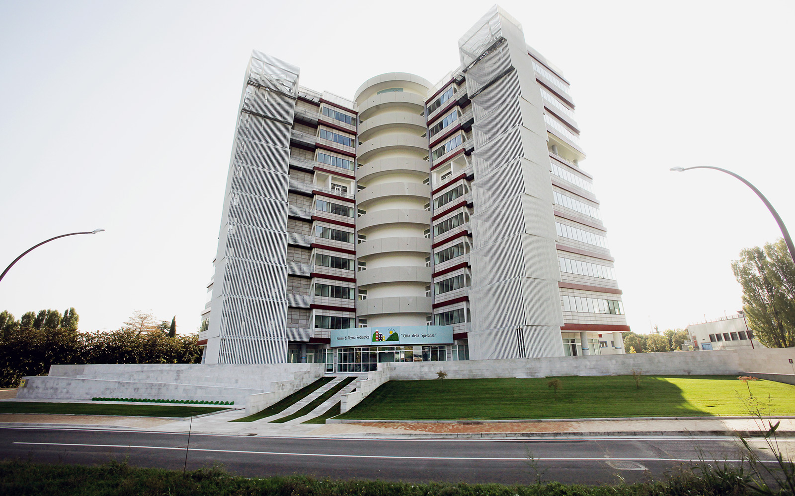 Bespoke Carrara Marble Installations