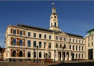 Bespoke Carrara Marble Installations