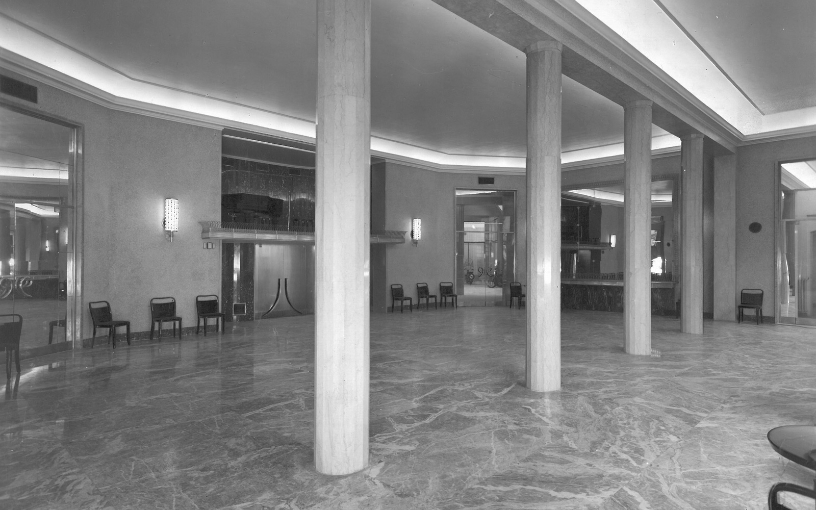 Bespoke Carrara Marble Installations