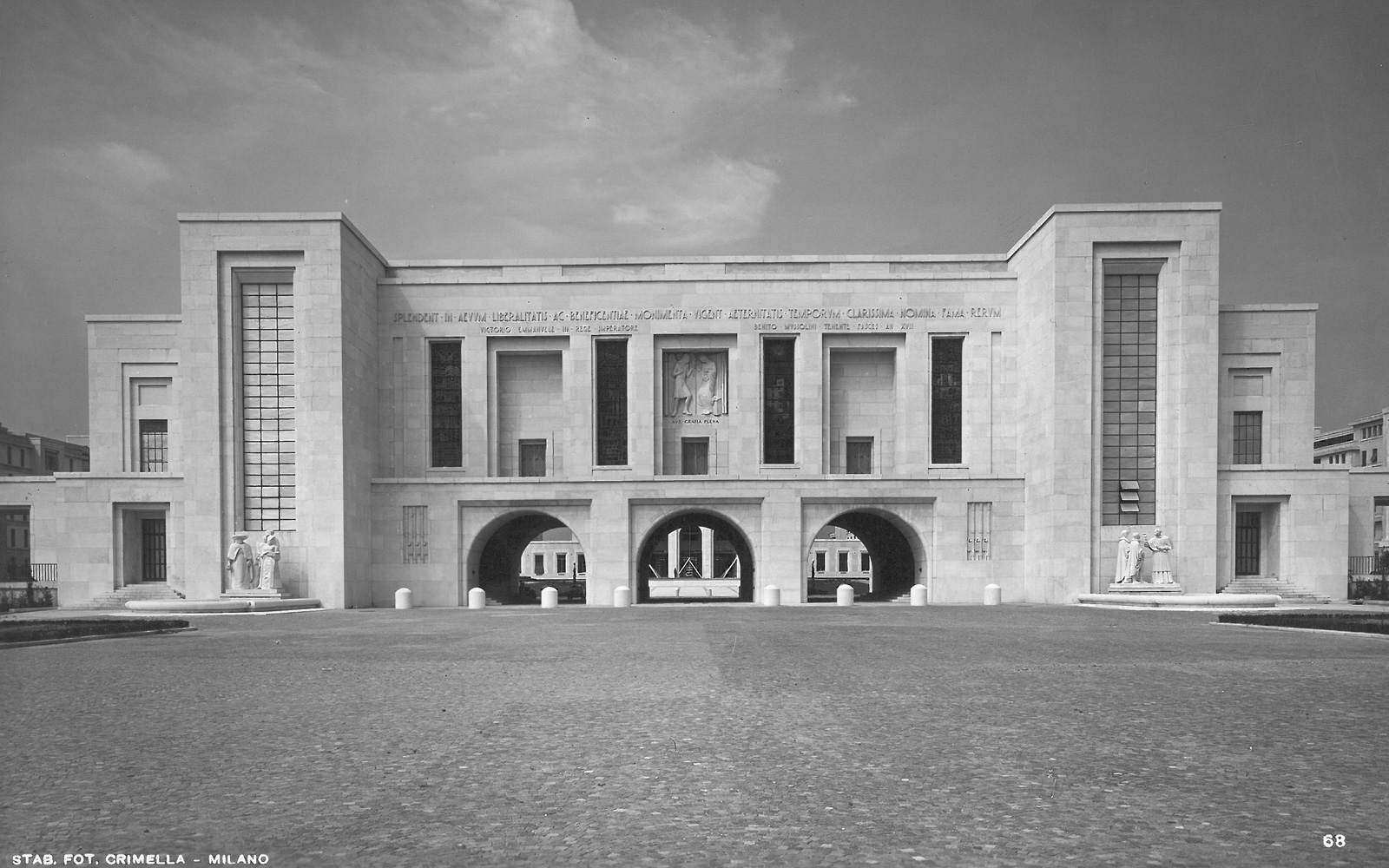 Bespoke Carrara Marble Installations