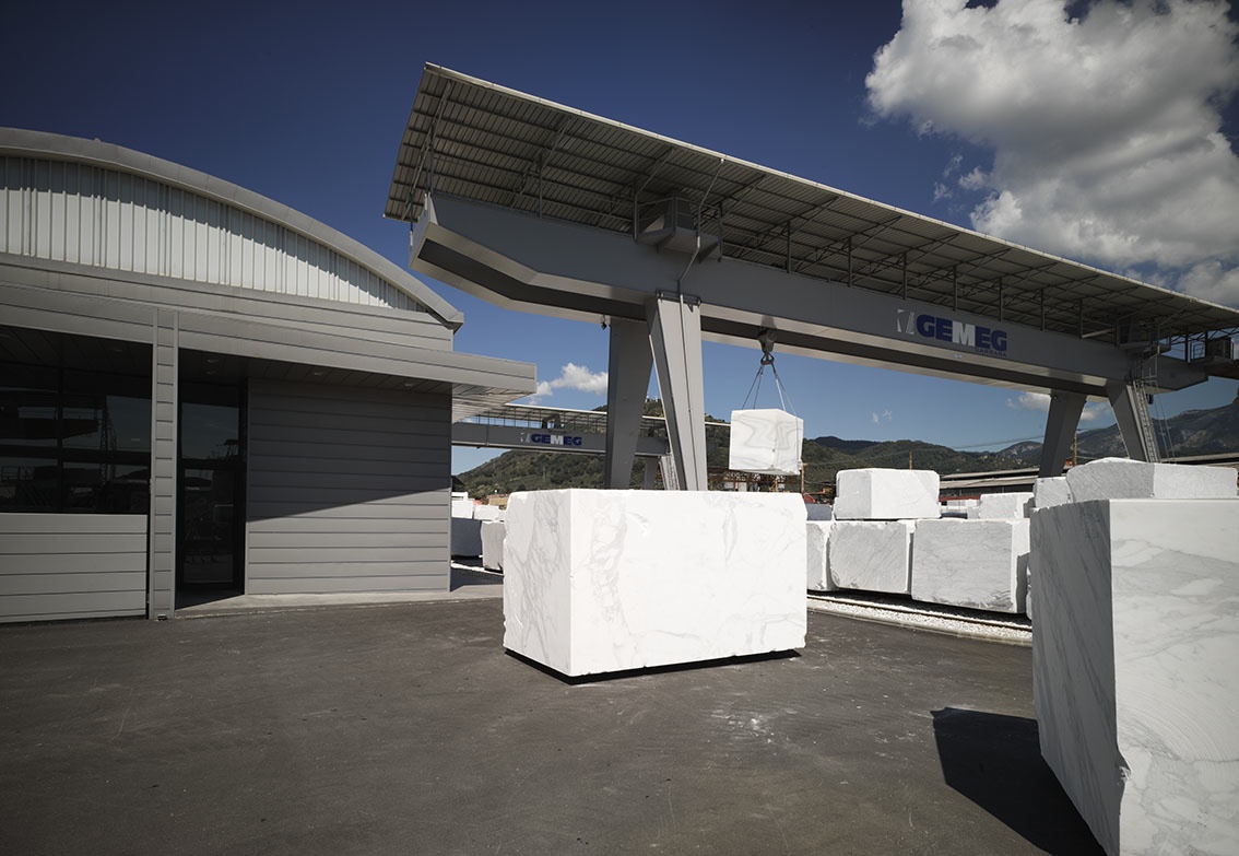 Bespoke Carrara Marble Installations