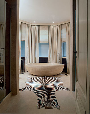 Bespoke Carrara Marble Installations